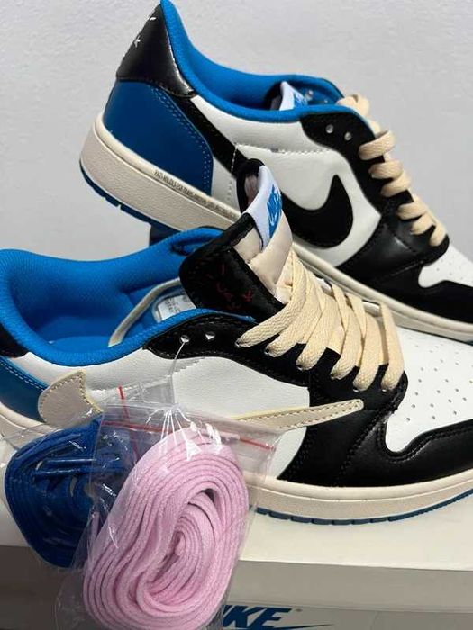 Jordan 1 Retro Low OG SP Fragment x Travis Scott R.38
