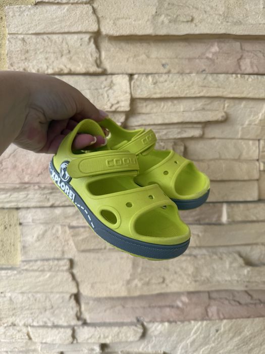 Дитячі крокси яскравого кольру