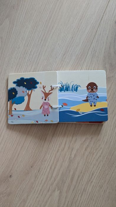 Drewniana książeczka dla dzieci