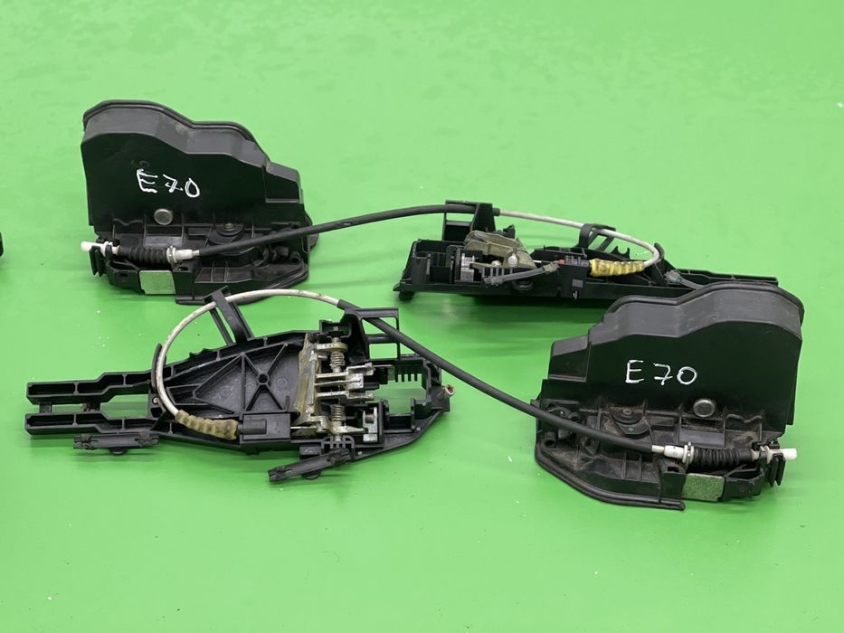 Замок двери БМВ Х5 Е53 Е70 Ф15 Ф25 Е83 BMW X5 E53 E70 F15 замки ручка