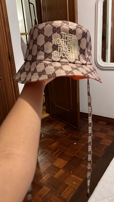 Bucket gucci novos