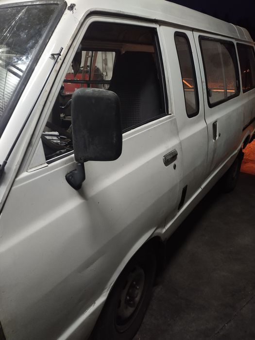 Nissan vanette 1988