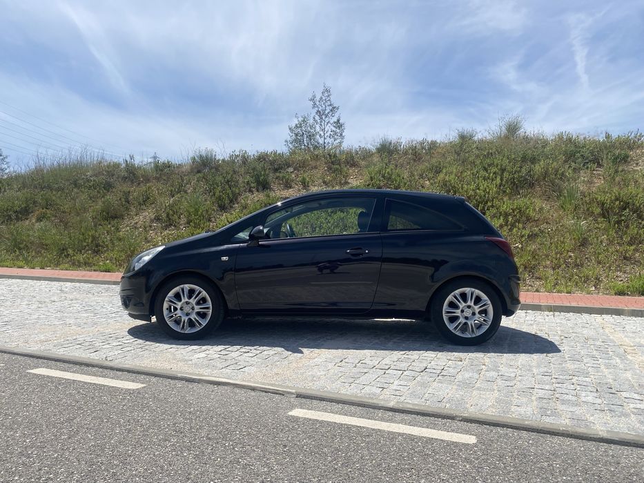 Opel Corsa D 1.2 Black Edition