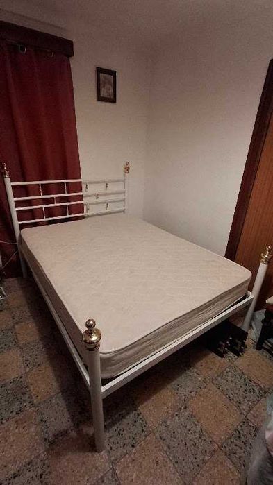 cama de casal em ferro