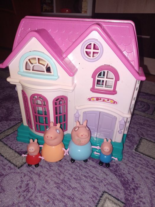 Іграшковий будиночок