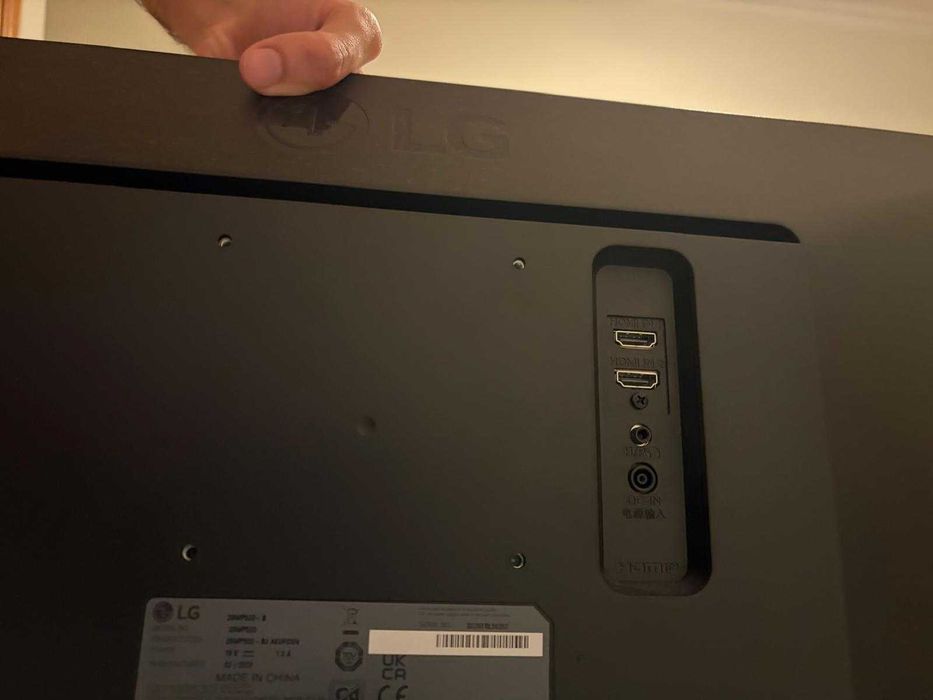 Monitor UltraWide™ Full HD de 29" com AMD FreeSync