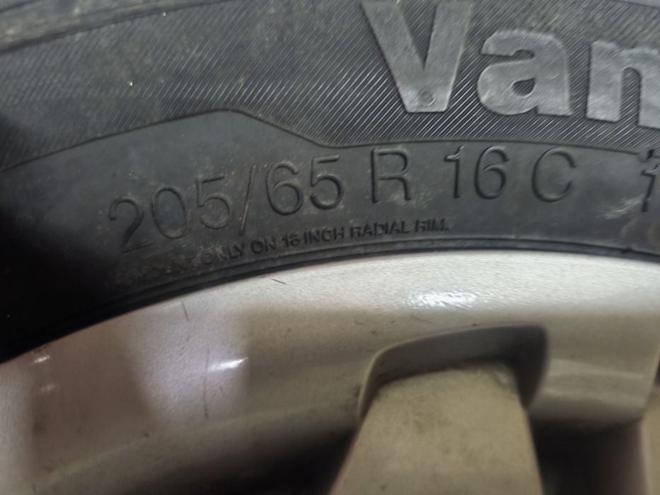 Jantes ferro 16 5x112 com tampões Mercedes