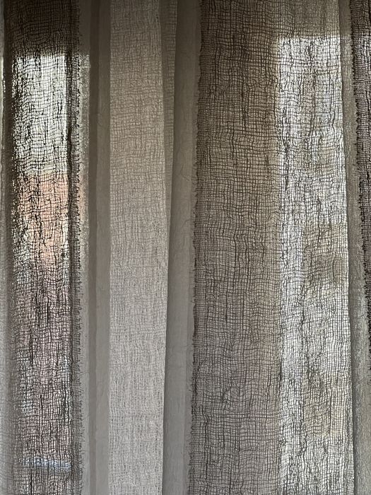 Cortinado de varao rm madeira macica com terminais do mesmo matrial