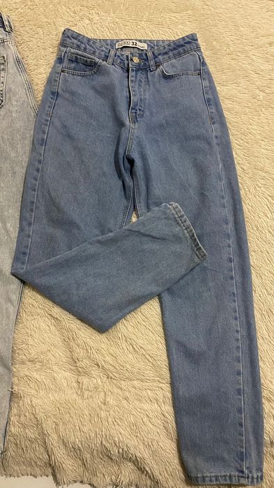джинси жіночі моми