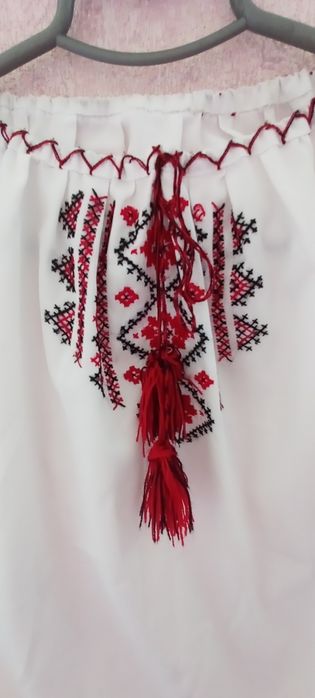 Вишиванка для дівчинки