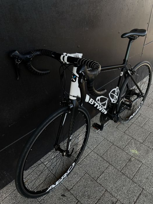 Rower szosowy Btwin Triban 520