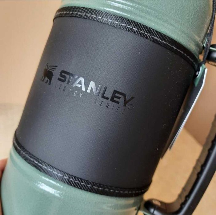 Термос Stanley преміум серія Legacy Quadvac 2л