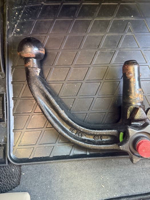 Зємний форкоп westfalia 316128 GJS520 Volkswagen Golf 5 + , Ford Focus 2