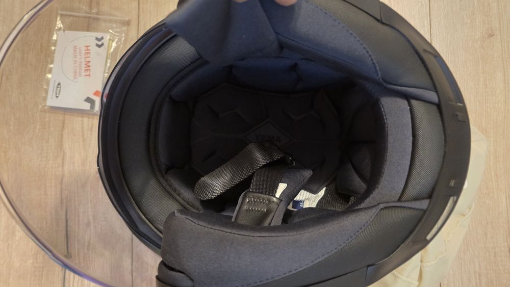 Yema YM-915 kask hulajnoga elektryczna