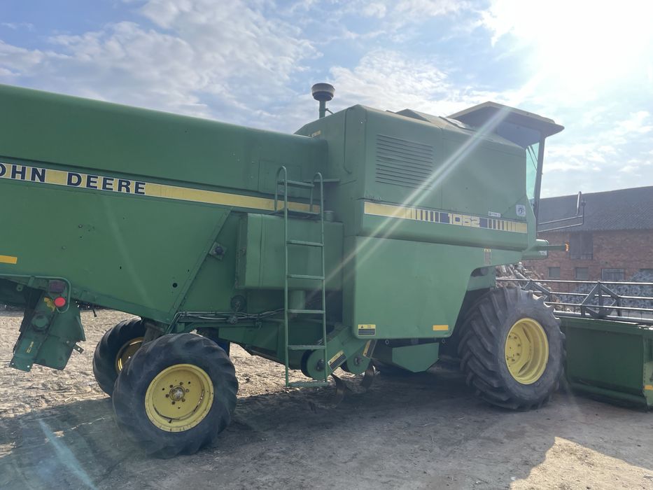 John Deere 1052 | 1987 r. |