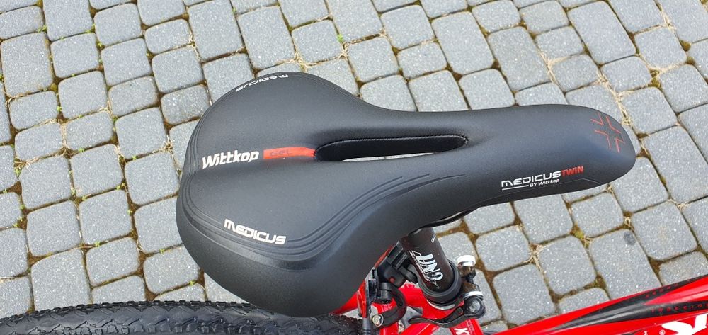 Rower damski Kellys 28", rama 18,,  bdb stan, siodło gell