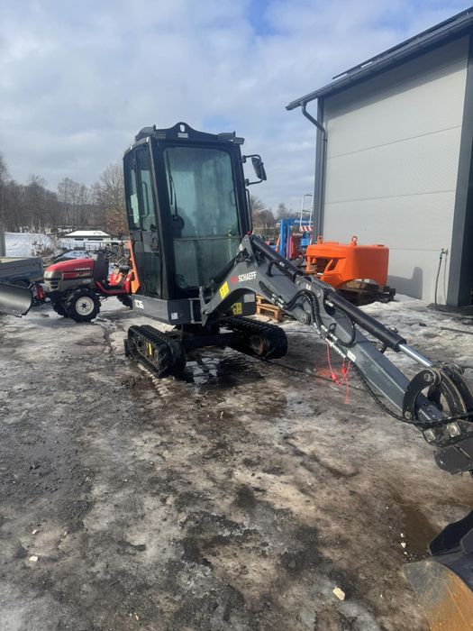 Usługi koparką I ciągnikiem rolniczym transport wywrotką mini koparka.