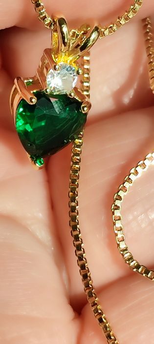 "Zielone Serduszko" naszyjnik