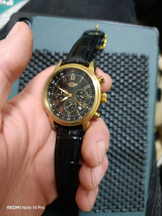 Часы Invicta Состояние новых  одевал 2 раза