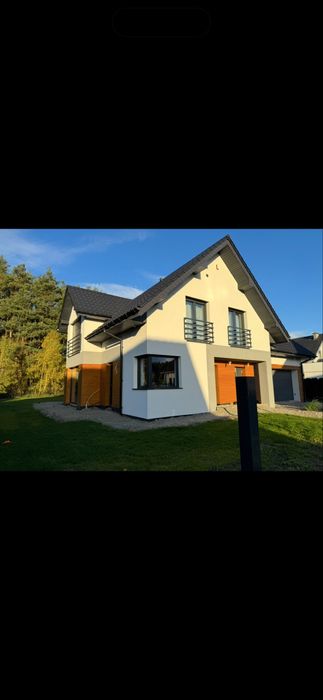 Podbitka dachowa drewniana i PCV    TYNK NATRYSKOWY ELEWACJE