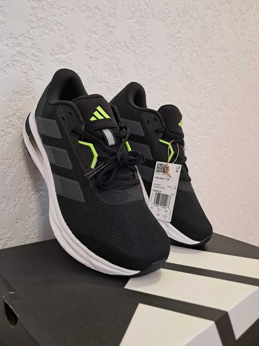 Кросівки adidas 44р. ОРИГІНАЛ