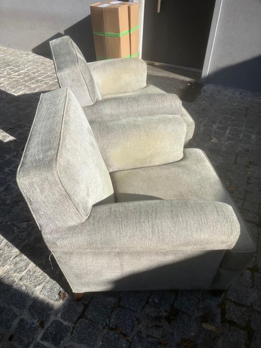 Conjunto 2 sofás de um lugar