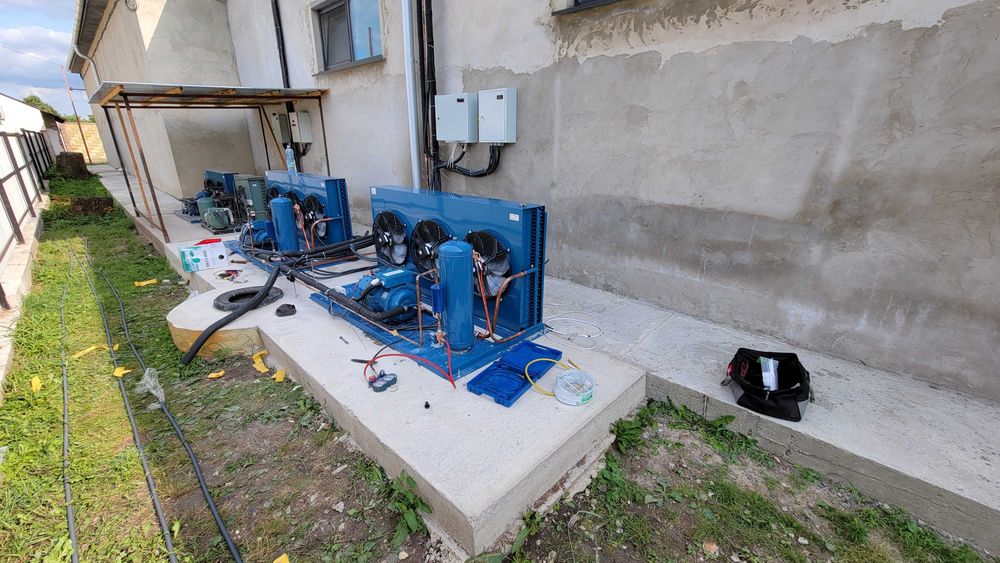 Холодильна камера зберігання ягоди полуниці Житомир Олевск bitzer