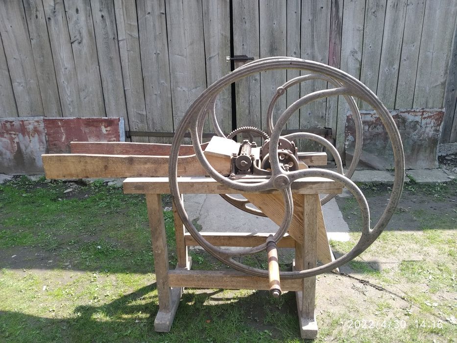 Продам січкарню хорошу