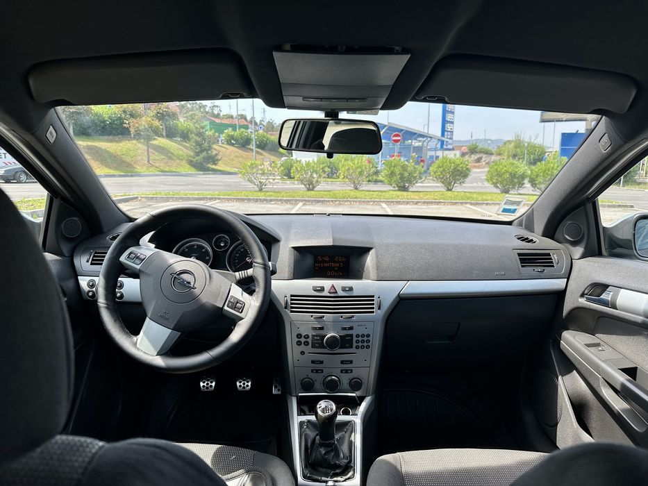 Opel Astra  GTC 1.7 CDTI