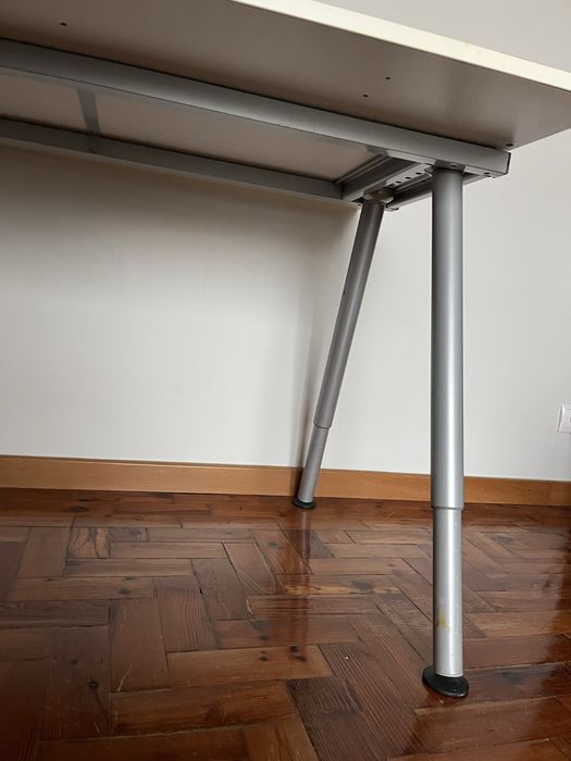 Mesa Secretária ikea