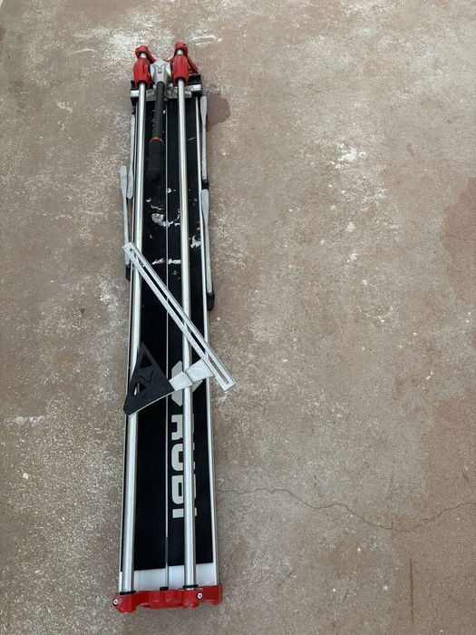 Cortador de cerâmica manual 22 mm Rubi HIT-1200N