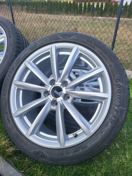 Oryginalne Felgi 18 "Audi a6 c6 z oponami