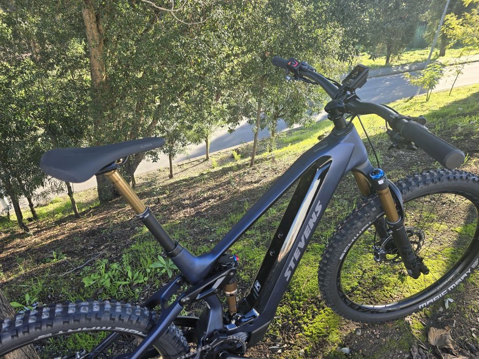 Bicicleta eletrica topo de gama OPORTUNIDADEEE