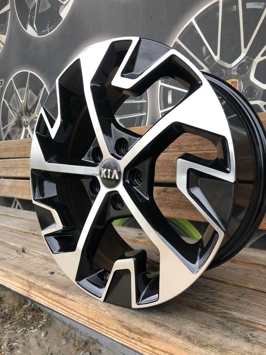 777 Новые диски R18 5/114.3 Kia Hyundai Nissan Mitsubishi Toyota