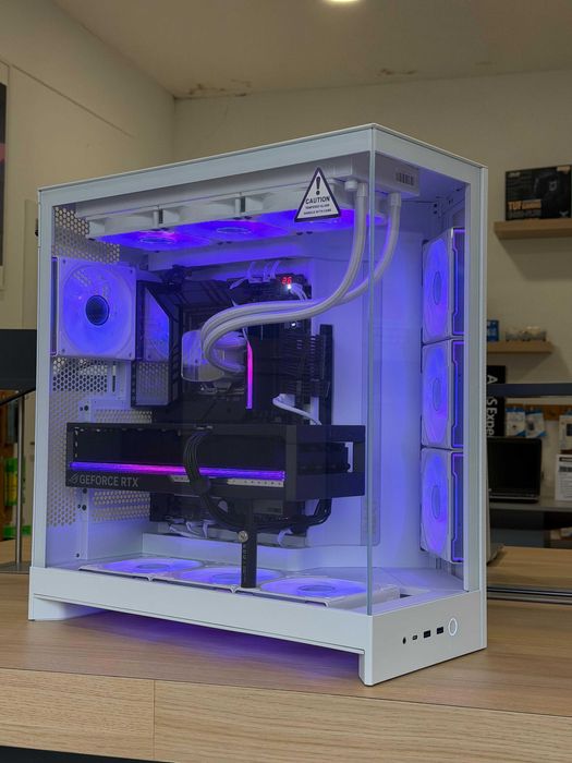 PC Gaming – i9 14900KF | RTX 5080 Rog Astral | 32GB DDR5 | 4TB NVMe