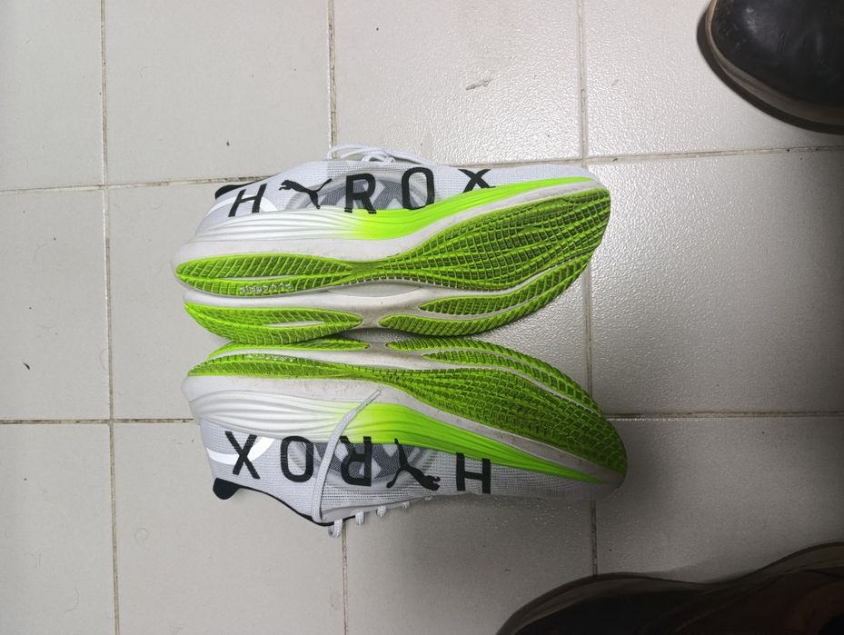 Sapatilhas Hyrox puma tamanho 45