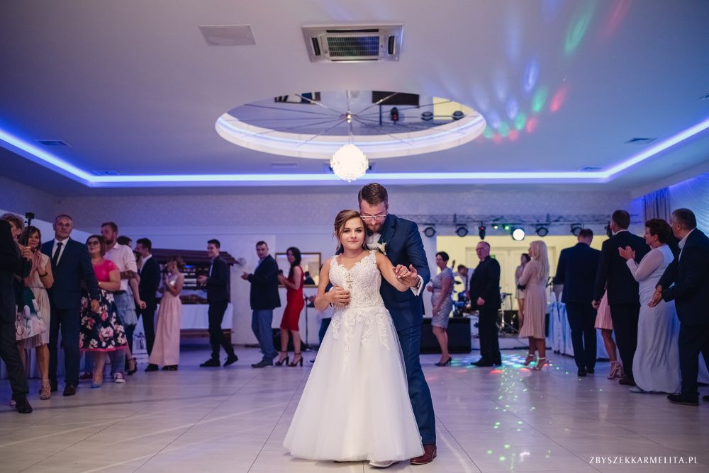 Sukienka Ślubna V-36 IVORY