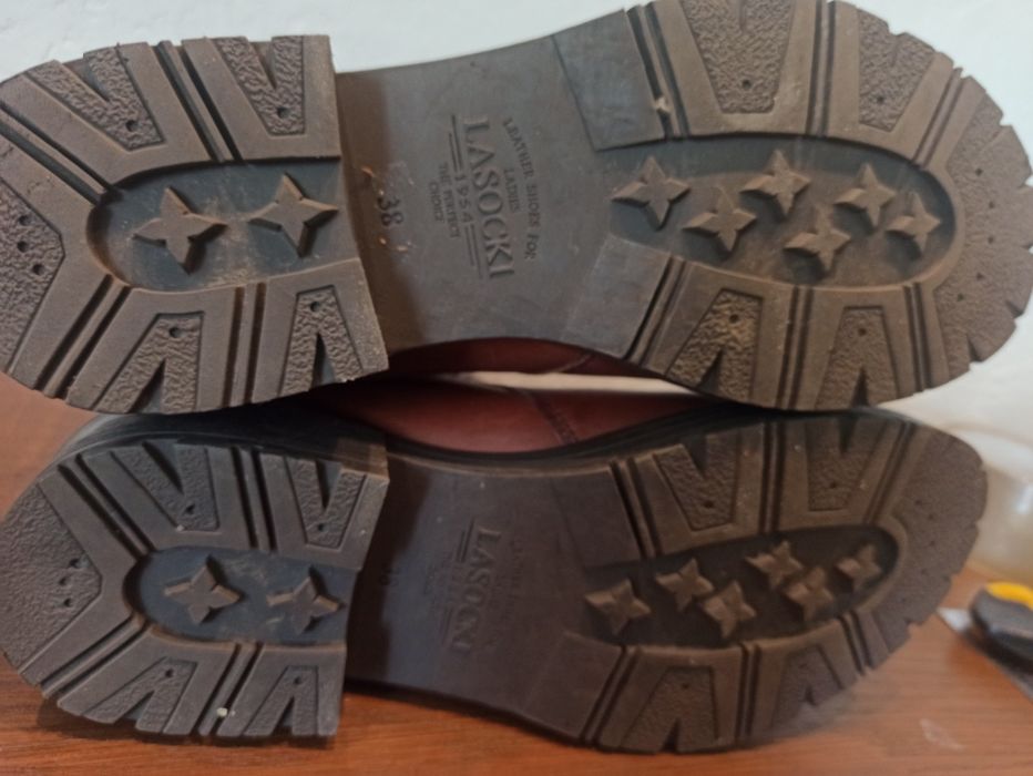 Шкіряні зимові чоботи Lasocki 38 p