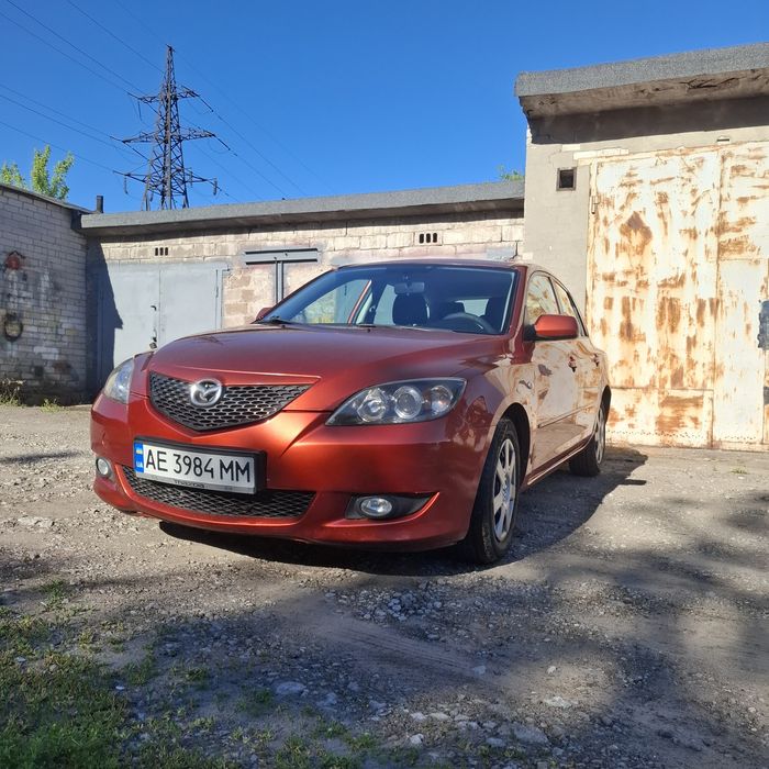 Продам  Mazda 3   2004г газ бензин в отличном состоянии