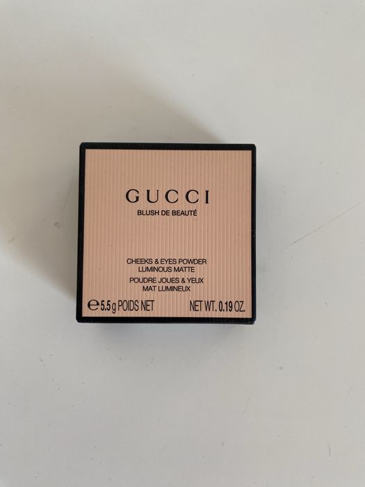Gucci Blush de Beauté – róż do policzków i oczu 09 Intense Plum