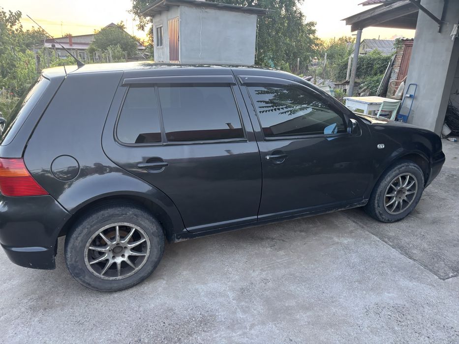 Volkswagen Golf 2001 VIN WVWZZZ1JZ2W466190 фото оголошення 2 з 8