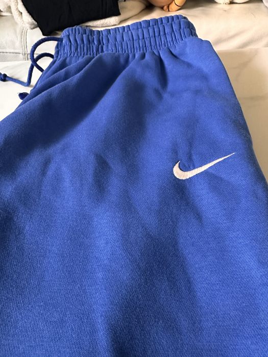 Spodnie dresowe nike niebieskie M stan bdb