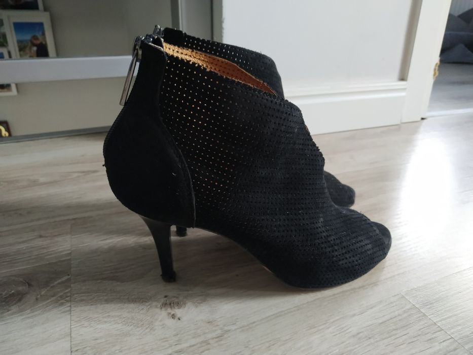 Sandały Badura, szpilki, skórzane r.37