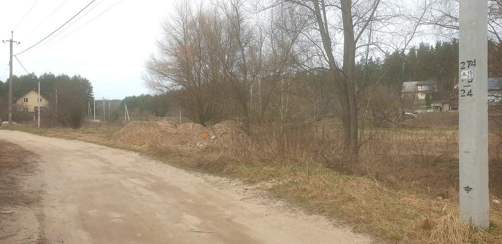 Малютянка. Продаж ділянка 10соток(вихід на струмок)