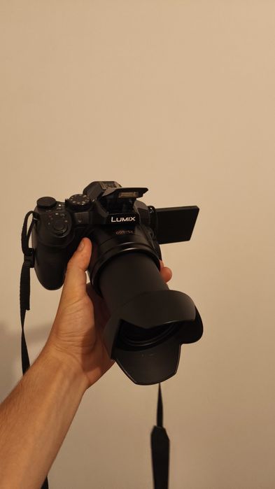 Lumix FZ300 25-600mm