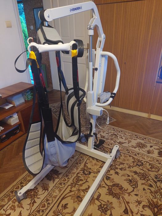 Podnośnik transportowy