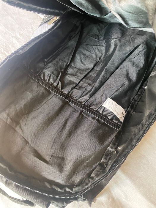 Mochila Paddle fundo preto, letras azuis