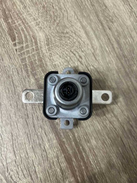 Запобіжник піропатрон Audi E-Tron Q7 Q8 8054001G 8054001F 8054002F