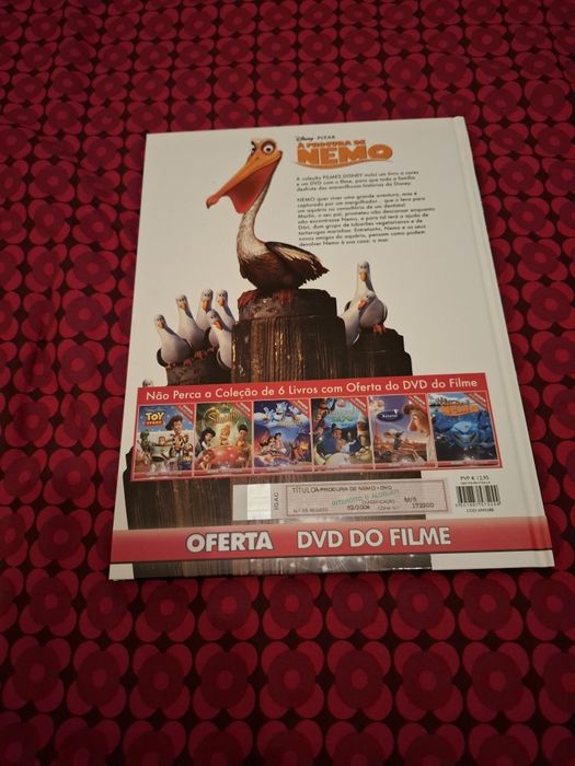 Livro + DVD do filme À procura de Nemo