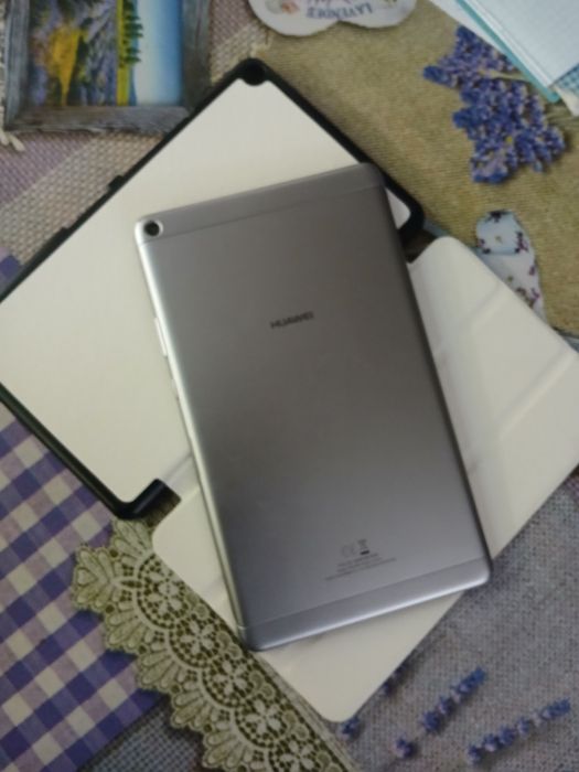 Продам планшет Huawei